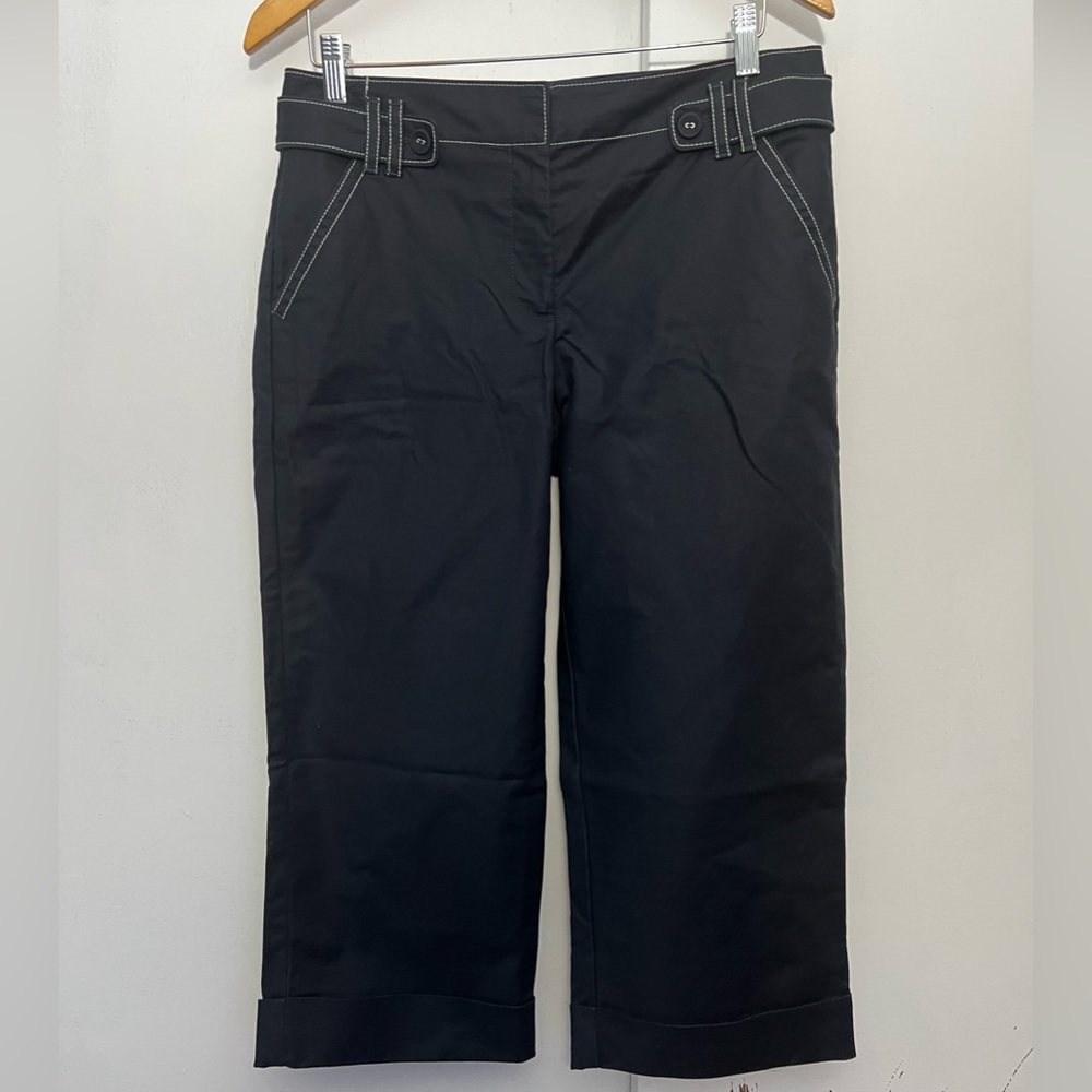 Loft size 8 navy Capris